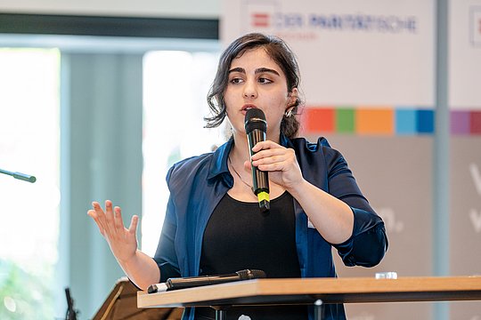 Moderatorin Marta Tas
